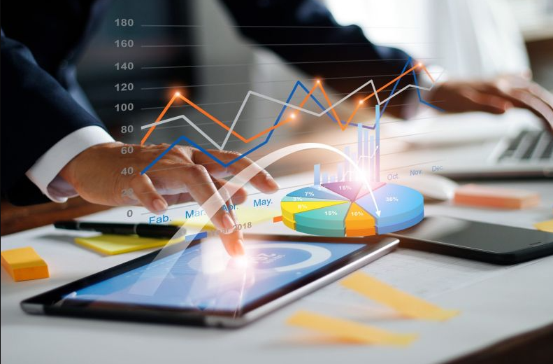 Why Clear Visual Structure Matters in Financial Decision-Making